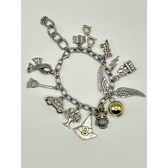 Harry Potter Charm Bracelet Set Quidditch Snitch Broomstick Hogwarts Owl - Picture 2 of 11
